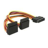 Netzteil, SATA-Stromstecker (S) eingerastet bis